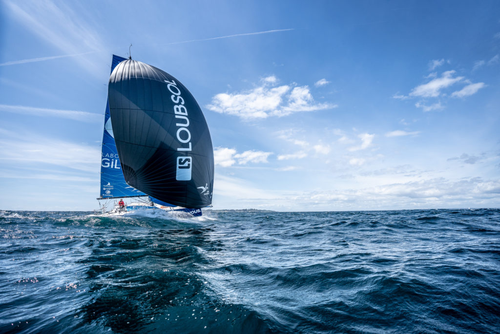 Fabien Delahaye sur le voilier Laboratoires Gilbert