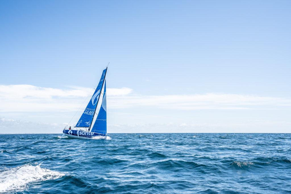 Fabien Delahaye sur le voilier Laboratoires Gilbert