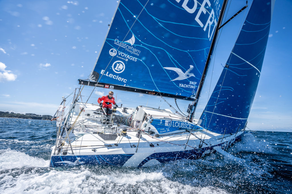 Fabien Delahaye sur le voilier Laboratoires Gilbert