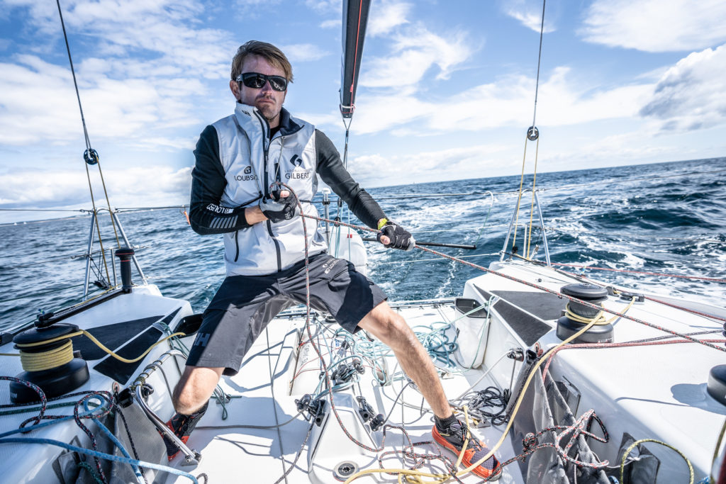 Fabien Delahaye sur le voilier Laboratoires Gilbert