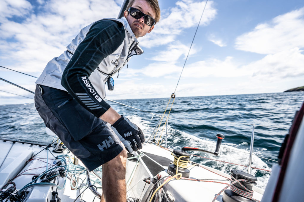 Fabien Delahaye sur le voilier Laboratoires Gilbert