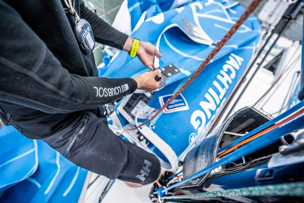 Fabien Delahaye sur le voilier Laboratoires Gilbert