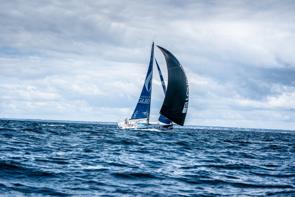 Fabien Delahaye sur le voilier Laboratoires Gilbert