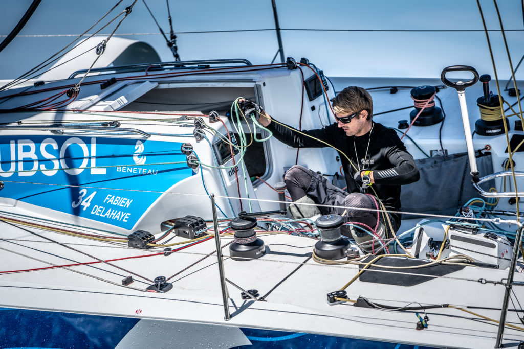 Fabien Delahaye sur le voilier Laboratoires Gilbert