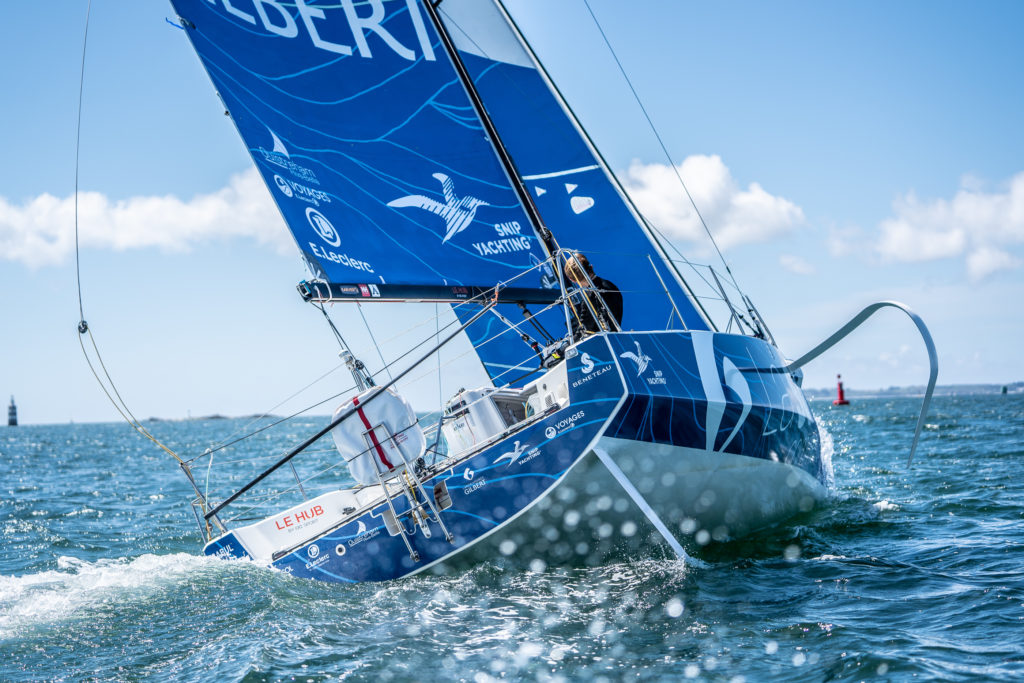 Fabien Delahaye sur le voilier Laboratoires Gilbert