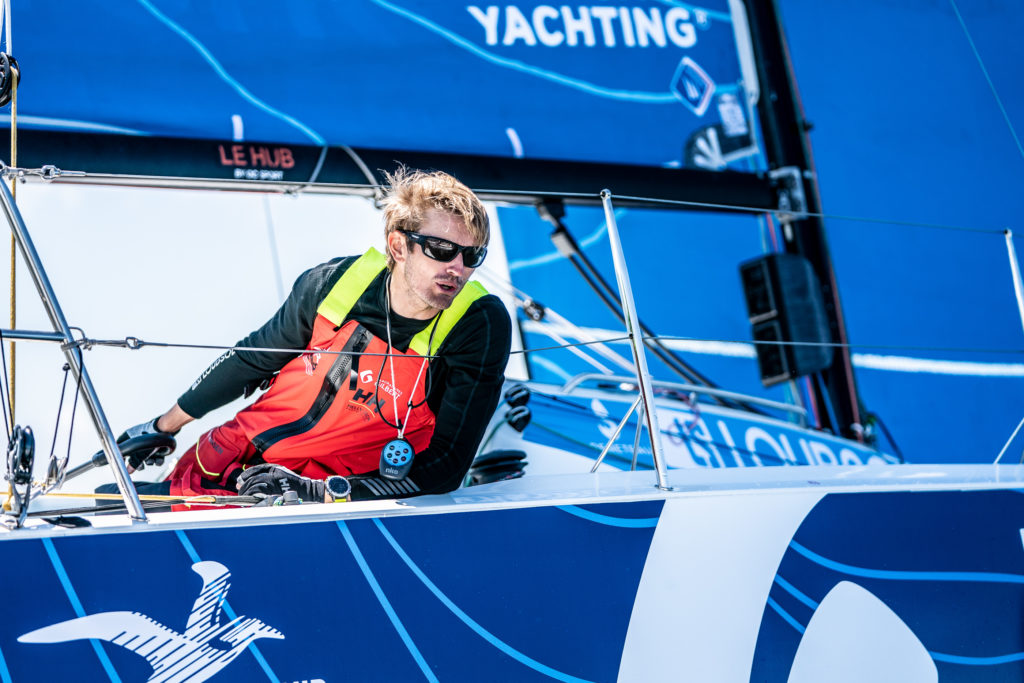 Fabien Delahaye sur le voilier Laboratoires Gilbert
