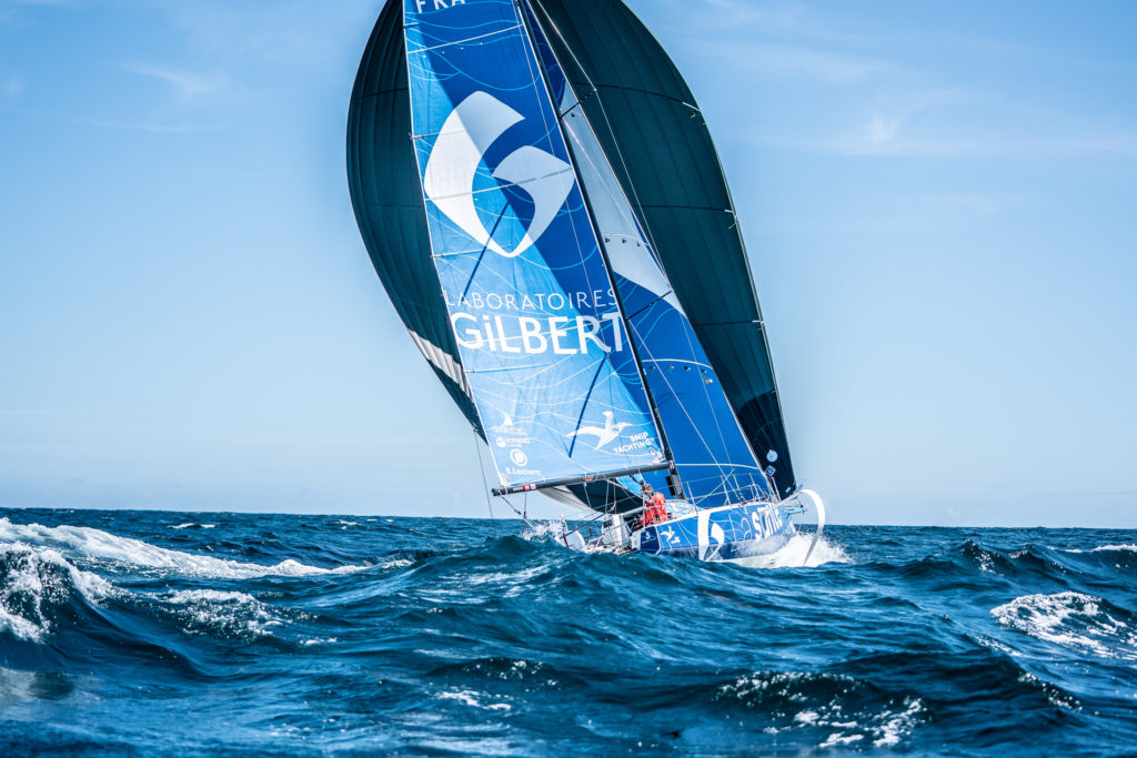 Fabien Delahaye sur le voilier Laboratoires Gilbert