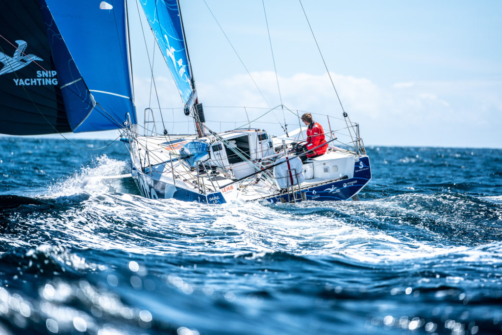 Fabien Delahaye sur le voilier Laboratoires Gilbert